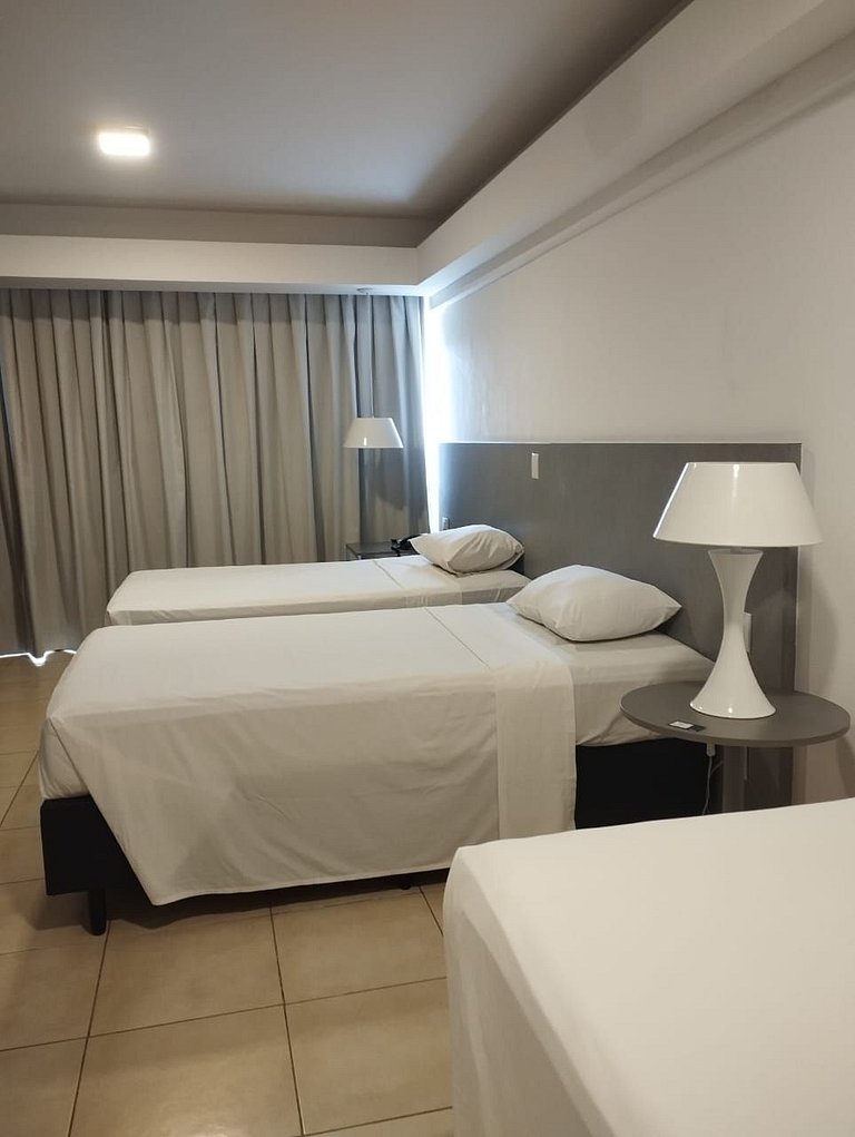 Quarto Triplo Solteiro Básico