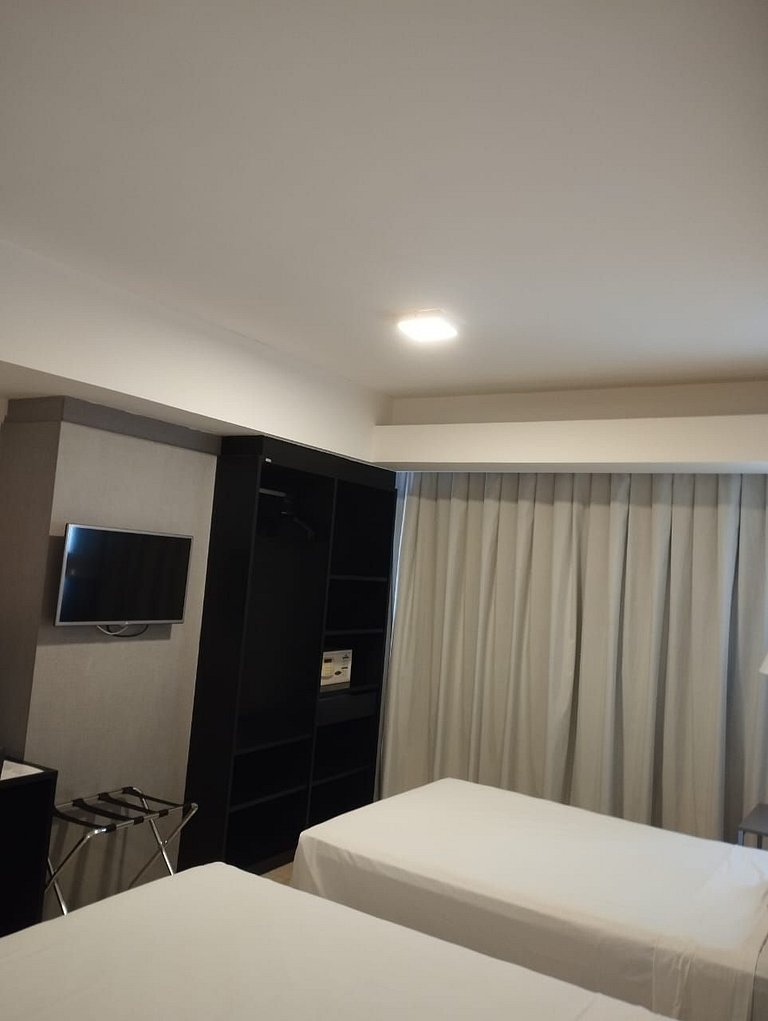 Quarto Triplo Solteiro Básico