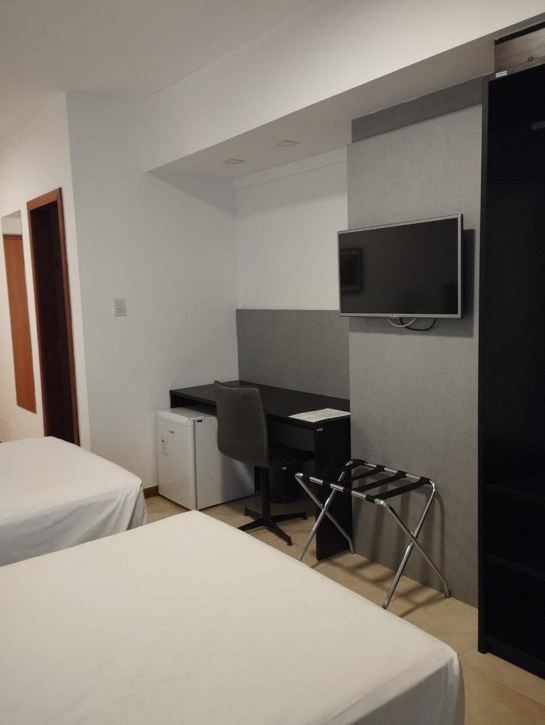 Quarto Triplo Solteiro Básico