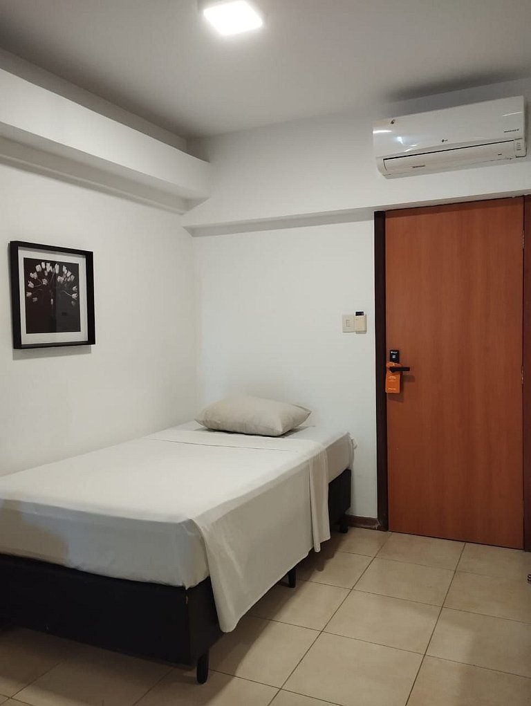 Quarto Triplo Solteiro Básico