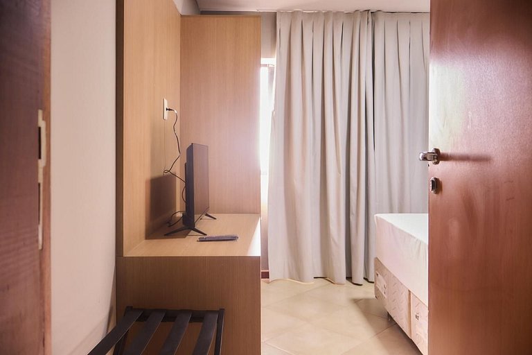 Quarto/Sala Mobiliado