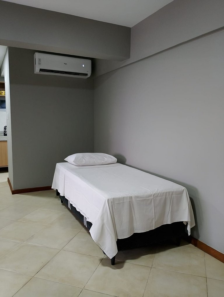 Ap Completo Quarto/Sala/Cozinha/Banheiro Mobiliado