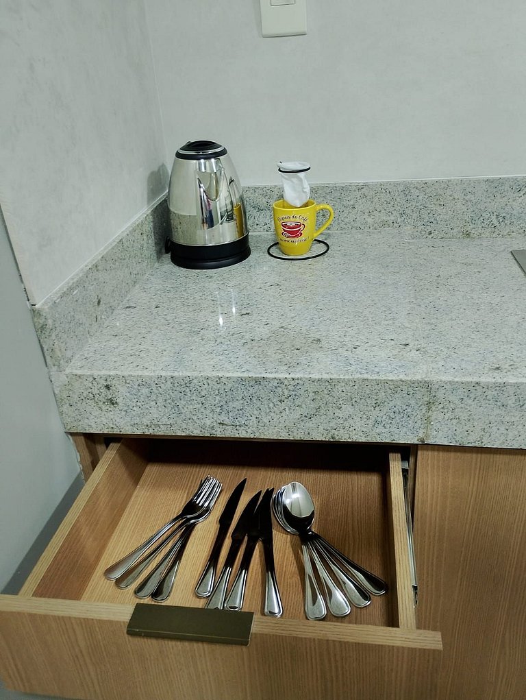 Ap Completo Quarto/Sala/Cozinha/Banheiro Mobiliado